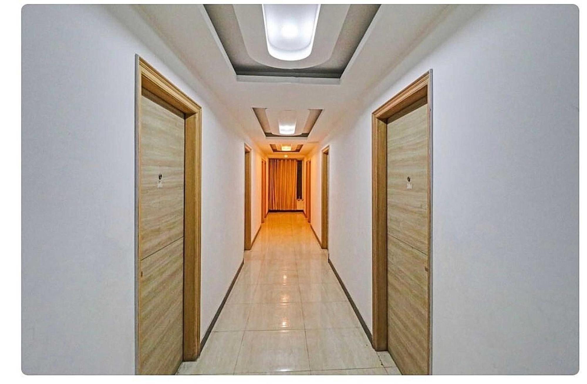 Super Hotel O Mahal New Delhi Luaran gambar