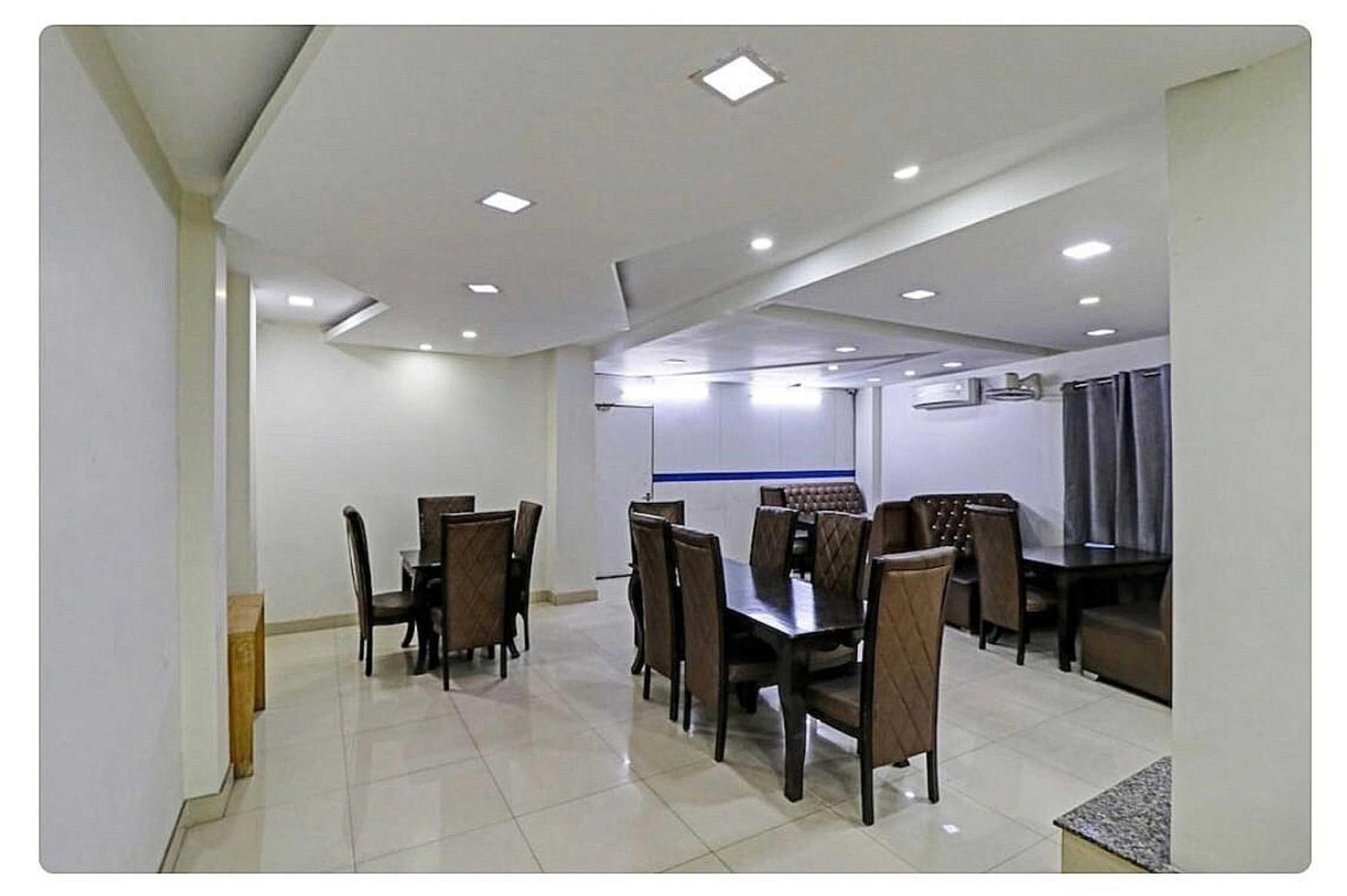 Super Hotel O Mahal New Delhi Luaran gambar
