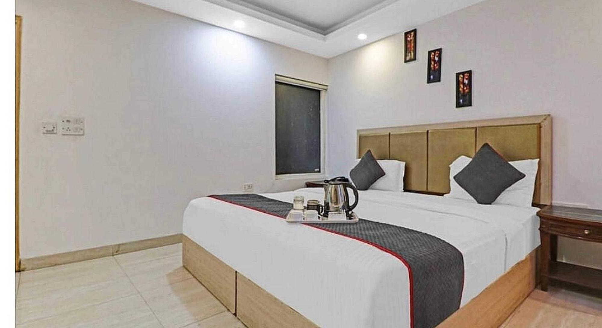 Super Hotel O Mahal New Delhi Luaran gambar