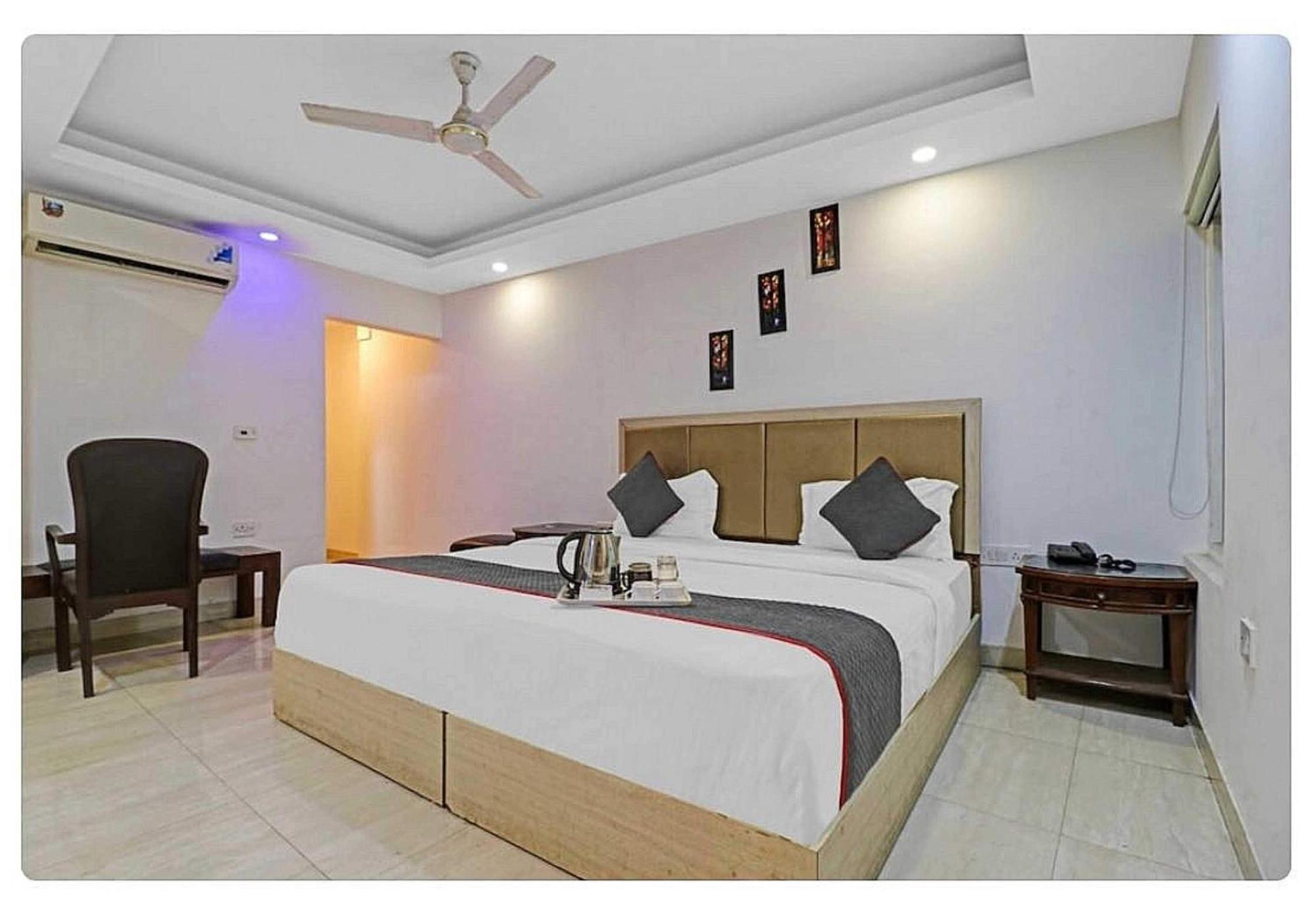 Super Hotel O Mahal New Delhi Luaran gambar