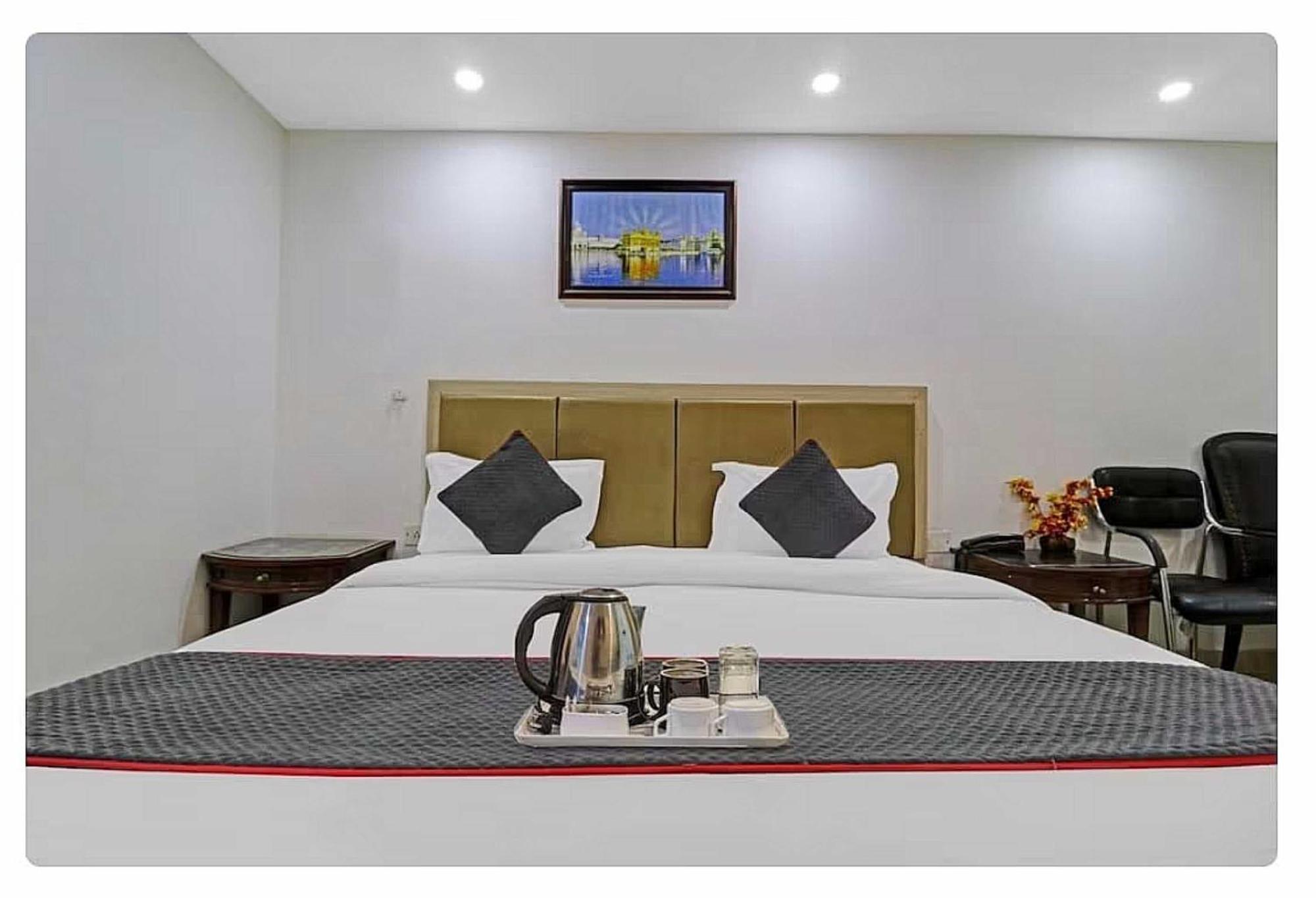 Super Hotel O Mahal New Delhi Luaran gambar
